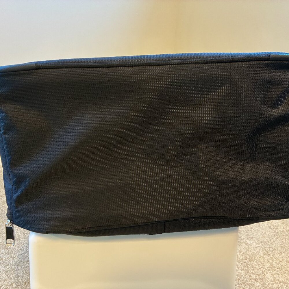 Travelpro Maxlite 5 Softside Lightweight CarryOn Tote, Overnight Weekender Bag - Picture 15 of 16
